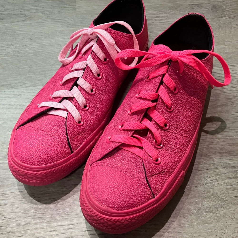 RARE Converse All Star OX Hot Pink 155185C Low Top Sneakers Size 9W/7W
